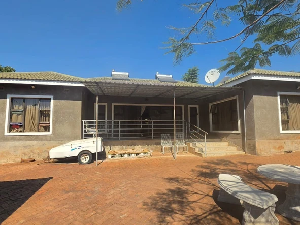 5 Bedroom House