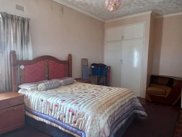 Farm & Agricultural Land