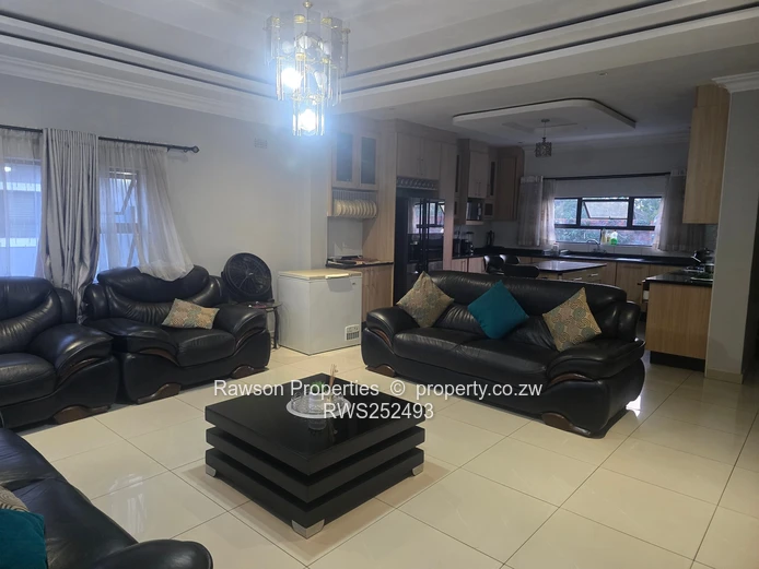 Parktown 3BR Townhouse Complex — Modern Kitchens & Paved Courtyard