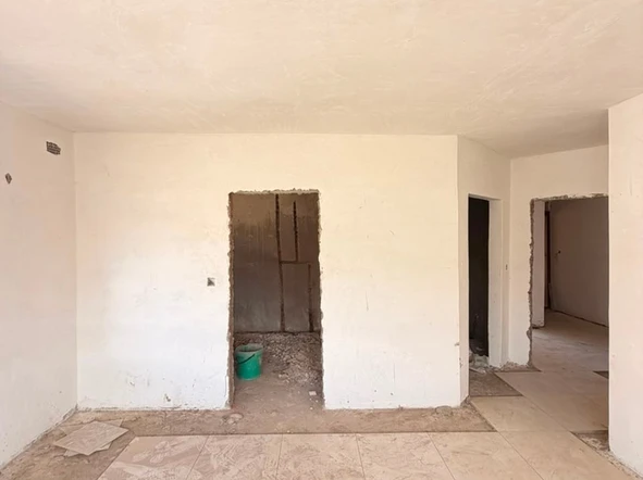 4 Bedroom Garden Flat