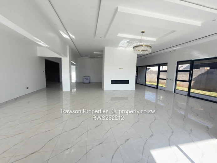 Mount pleasant heights newly built house for sale (Sole Mandate)