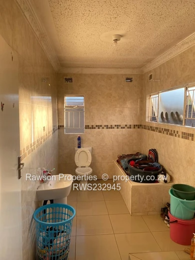 Simple lovely house for sale in Ushewokunze fidelity 