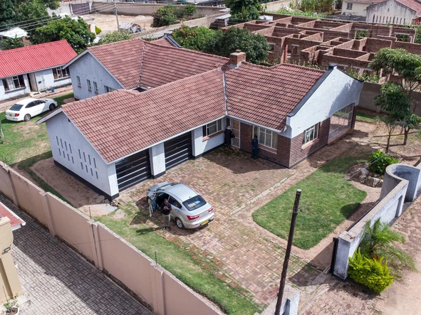 Solid Family House