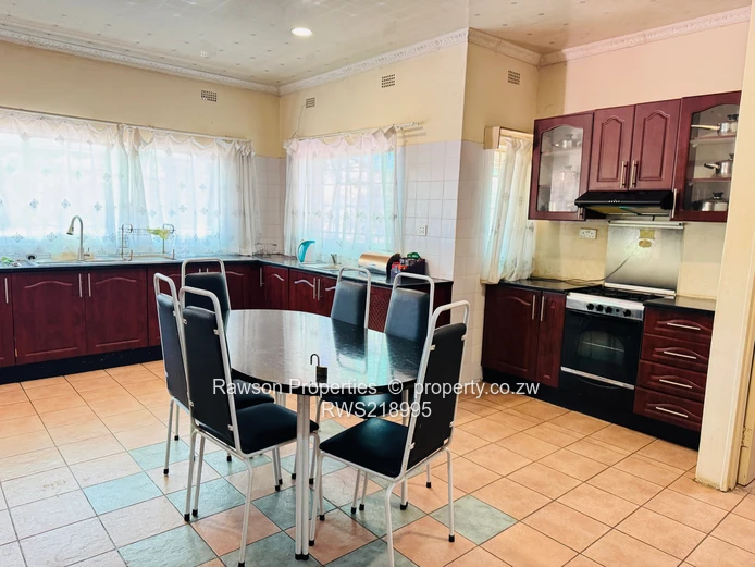 Tynwald solid gem for sale near Madokero Mall