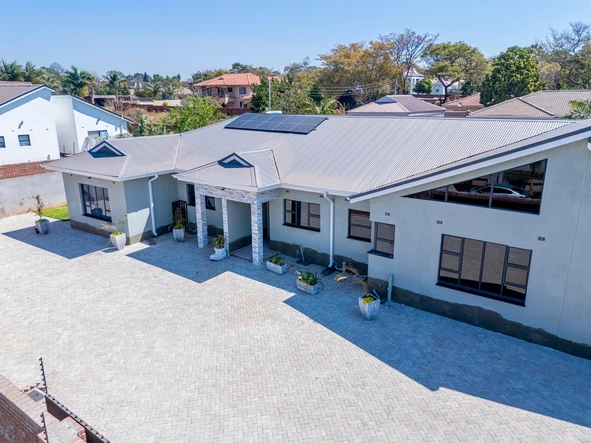 3 Bedroom Garden Flat