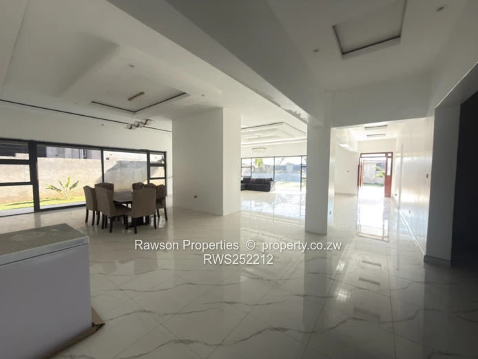 Mount pleasant heights newly built house for sale (Sole Mandate)