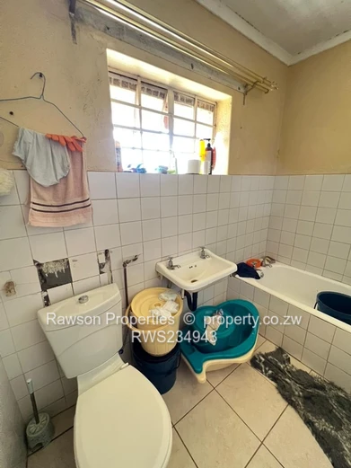 Meyrick Park 2 Bedroom Flat For Sale (Sole Mandate)