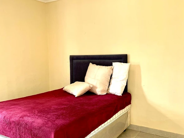 3 Bedroom Flat & Apartment