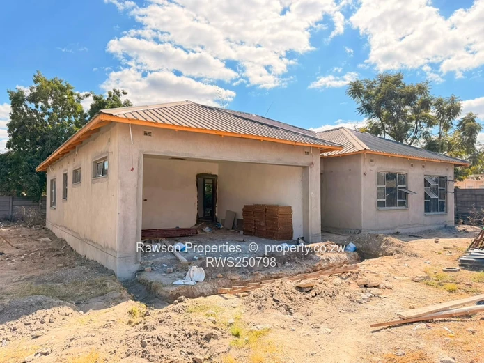 Newly Built-4 Bedroom Clusters For Sale