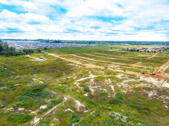 Commercial & Industrial Land