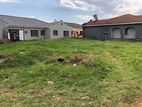 Stands & Residential Land