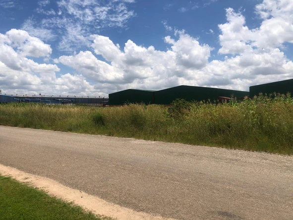 Commercial & Industrial Land