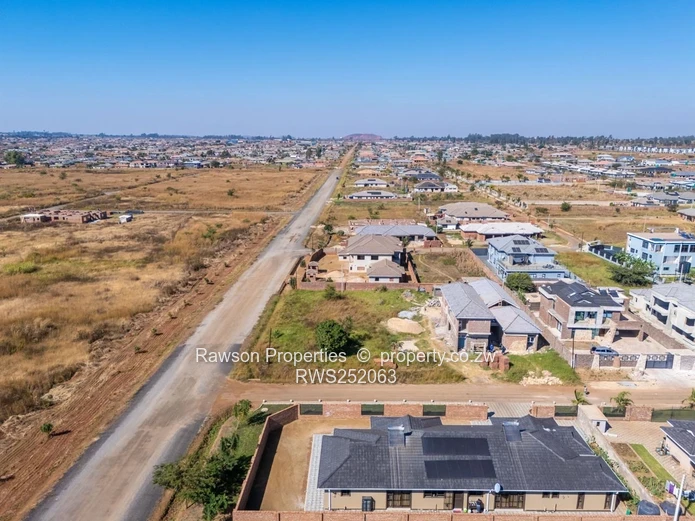 Shine Plus Park (Haydon) Gated Community Stands For Sale