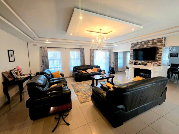 5 Bedroom House