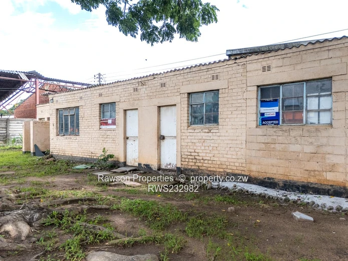 Prime Prime Location!!  (Sole Mandate)