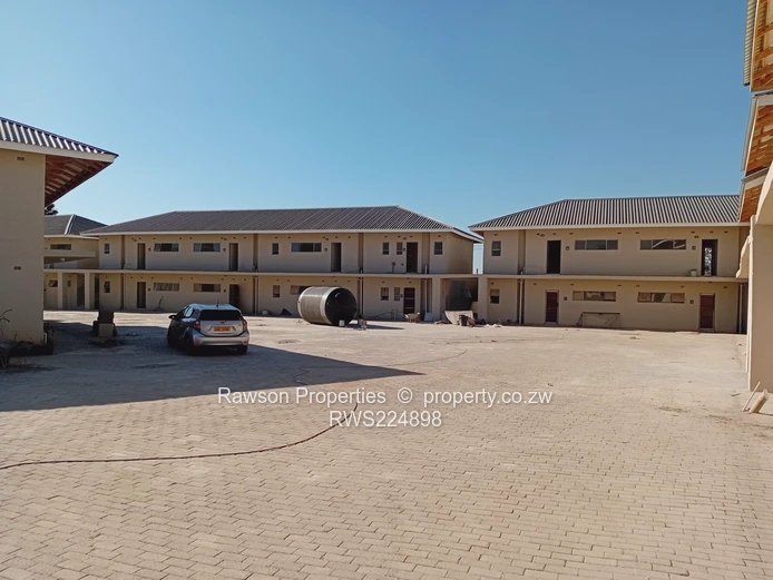 2bed flats  accepting mortgages  (Sole Mandate)