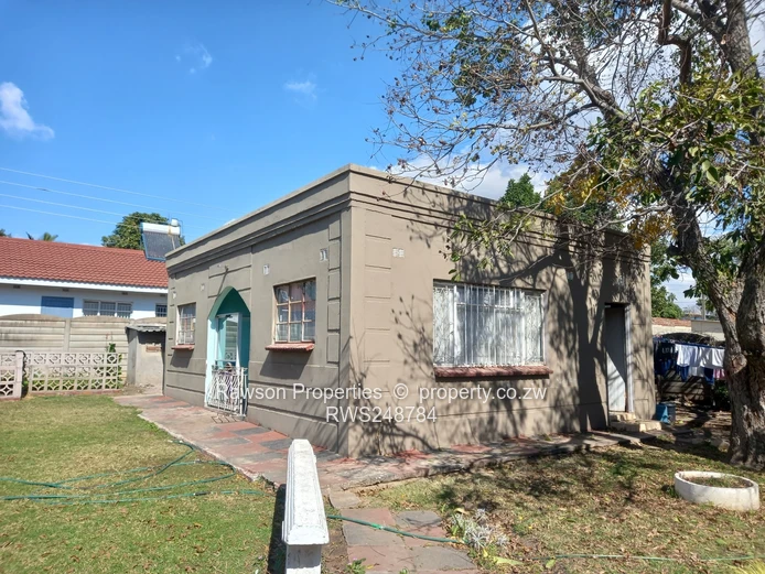 Hillside House For Sale (Sole Mandate)