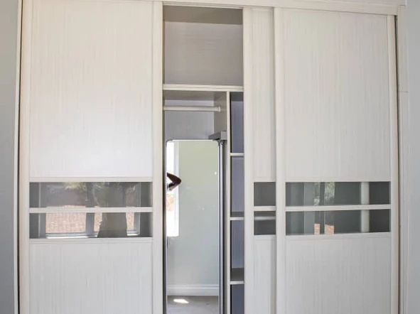 3 Bedroom Flat & Apartment