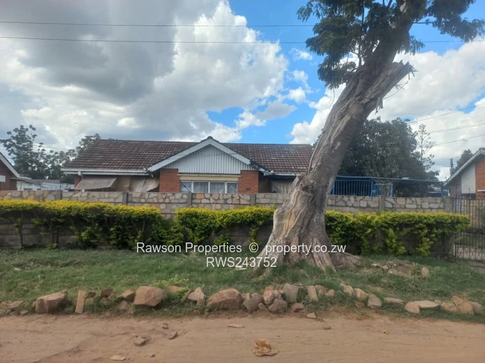 St Martins House For Sale (Sole Mandate)