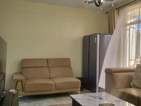 2 Bedroom Flat & Apartment
