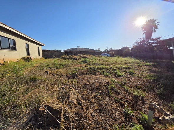 Stands & Residential Land