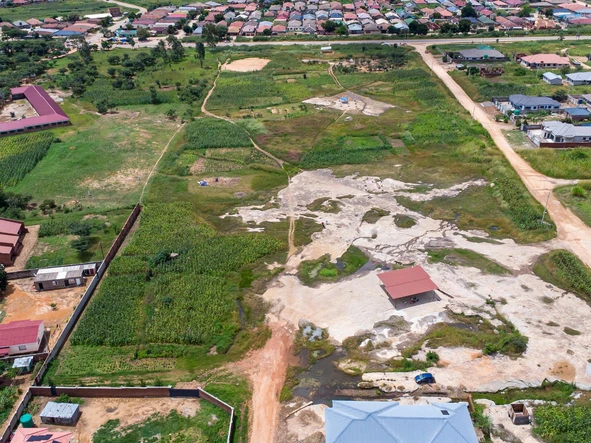 Commercial & Industrial Land