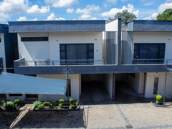 4 Bedroom Garden Flat