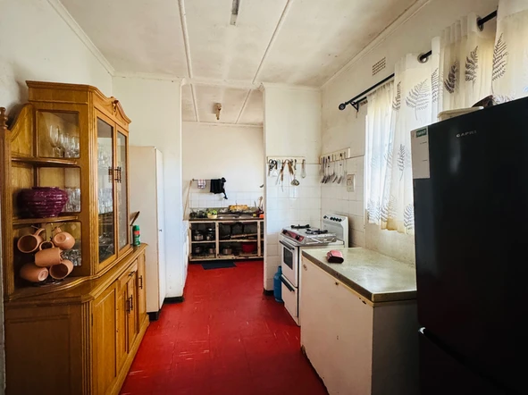 Farm & Agricultural Land