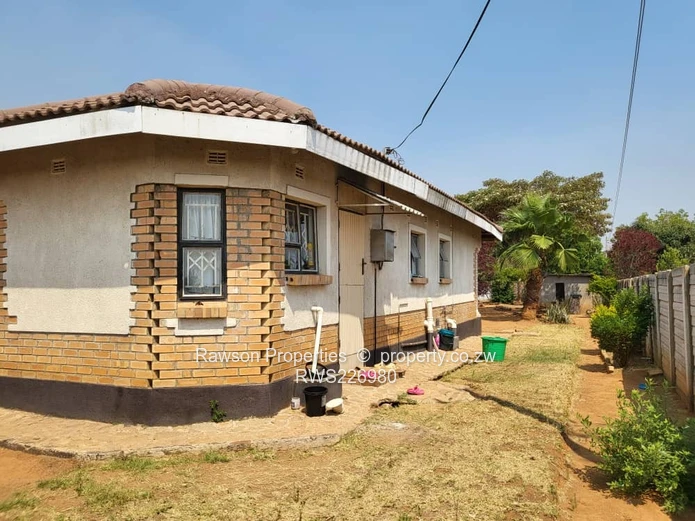 Manresa stand with a cottage