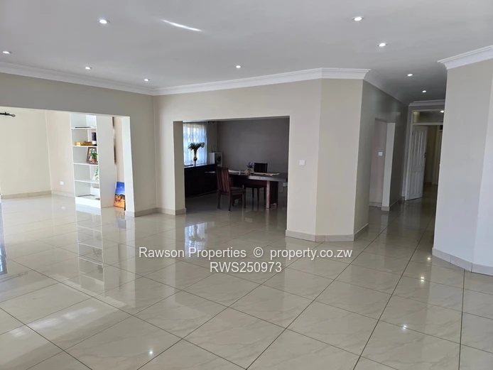 Spacious 4-Bed Home in FIDELITY LIFE PARK — Gated, Open-Plan Living & Modern Kitchen