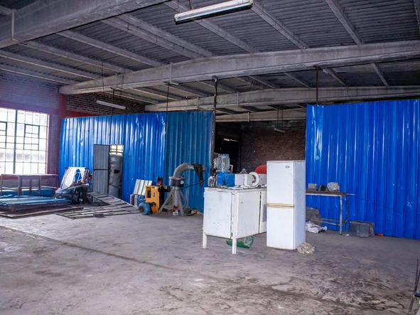 Warehouse & Factory