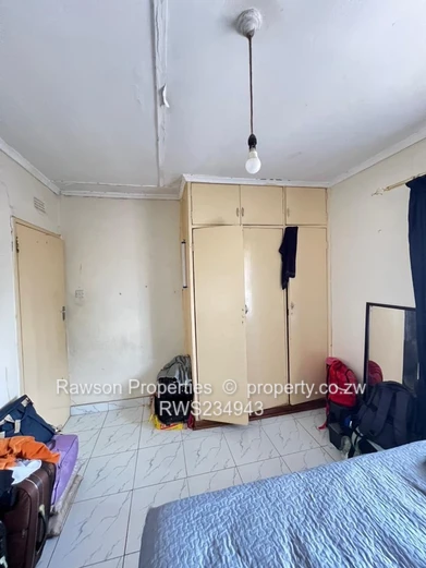 Meyrick Park 2 Bedroom Flat For Sale (Sole Mandate)