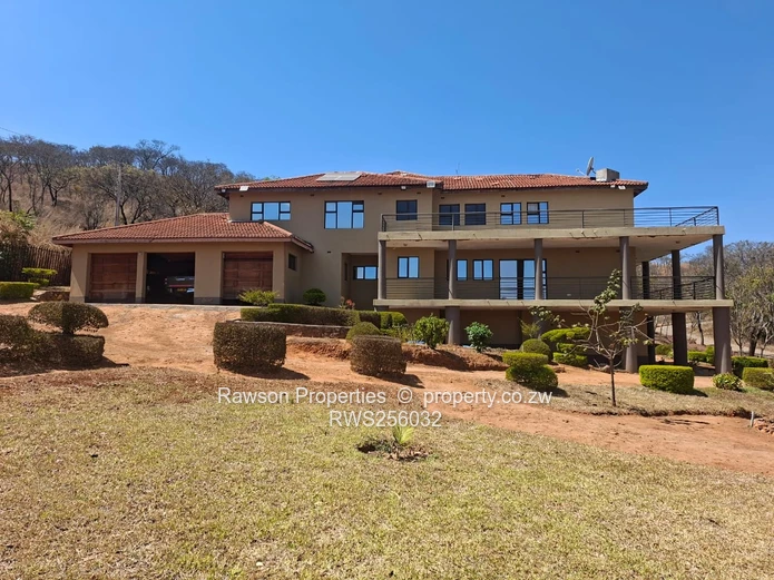 Carrick House For Sale (Sole Mandate)