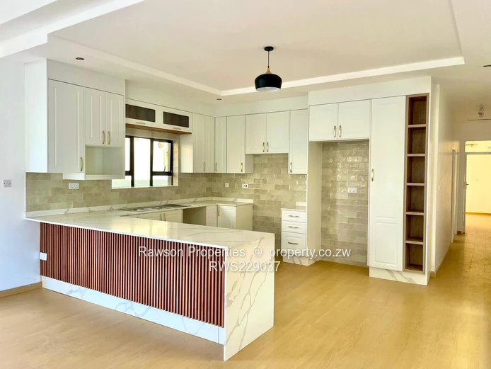 Charming cluster home (Sole Mandate)