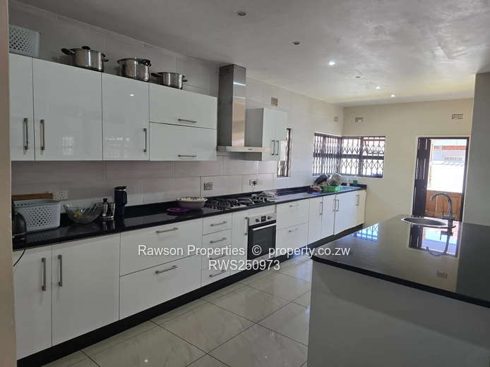 Spacious 4-Bed Home in FIDELITY LIFE PARK — Gated, Open-Plan Living & Modern Kitchen