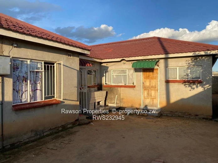 Simple lovely house for sale in Ushewokunze fidelity 