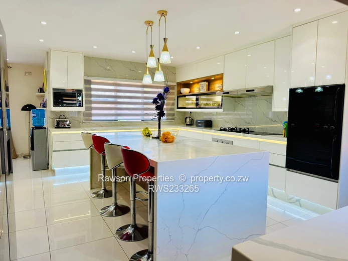 Very neat & modern house for sale in Mount Pleasant Heights