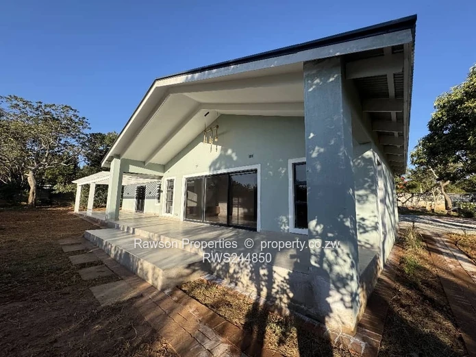 Renovated Mandara 3-Bed with Designer Bath & Borehole