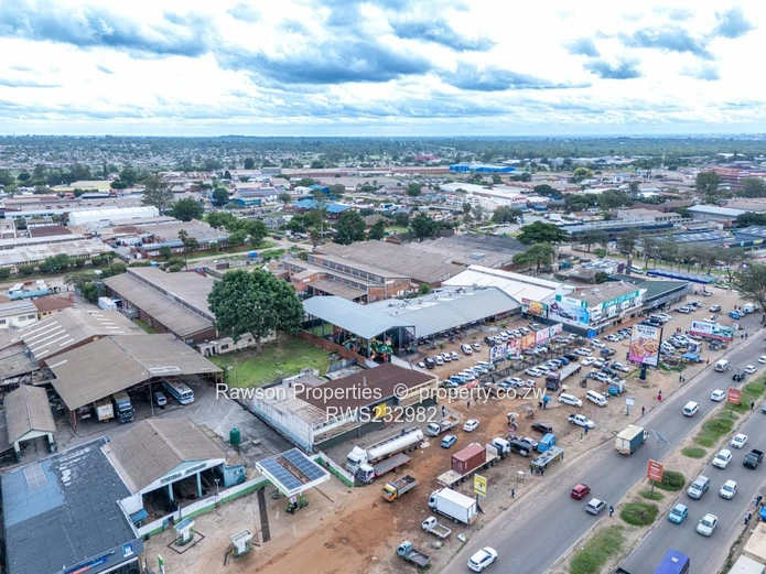 Prime Prime Location!!  (Sole Mandate)