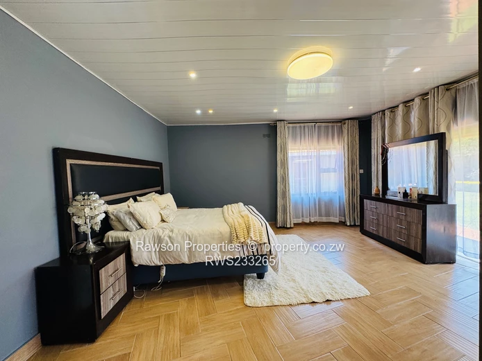 Very neat & modern house for sale in Mount Pleasant Heights