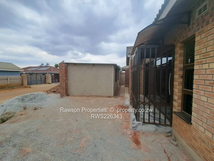 Cold Comfort, Incomplete house