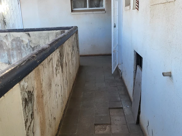 Flat & Apartment