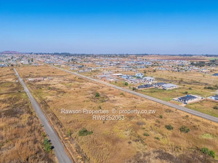 Shine Plus Park (Haydon) Gated Community Stands For Sale