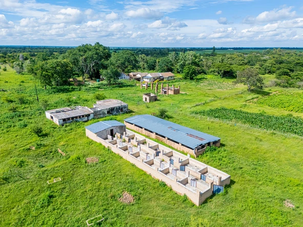 Farm & Agricultural Land