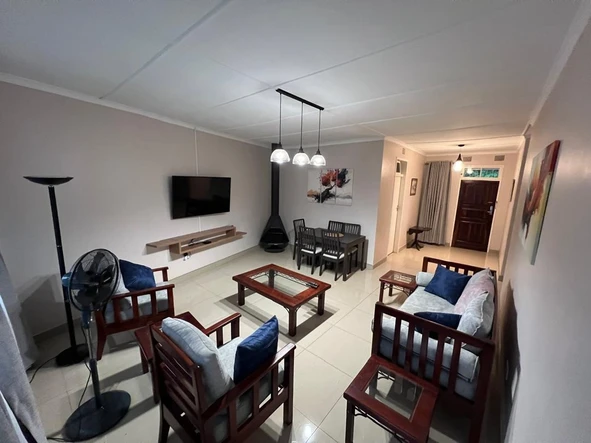 3 Bedroom Flat & Apartment