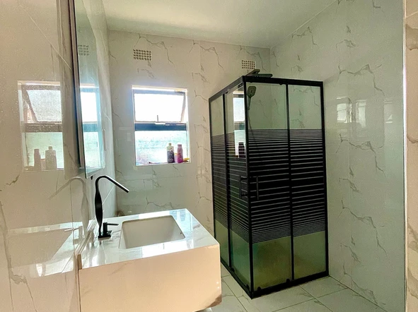 3 Bedroom Garden Flat