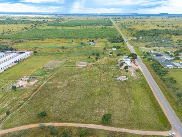 Commercial & Industrial Land