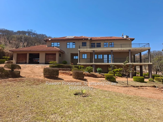 Carrick House For Sale (Sole Mandate)