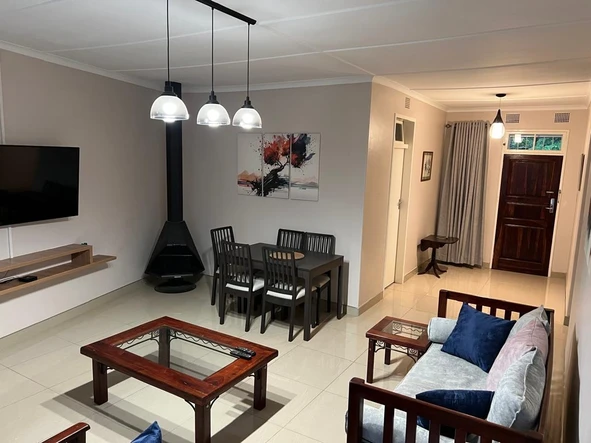 3 Bedroom Flat & Apartment