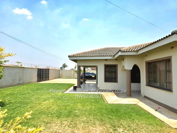 Westgate Sandton Phase 1 magnificent five bedroomed house!